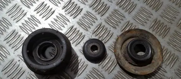 Volkswagen Golf IV Coil spring mount 