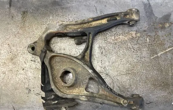 Mercedes-Benz GL X164 Rear upper control arm/wishbone 000060362