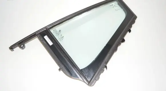 BMW 3 G20 G21 Rear vent window glass 7433981 51357433981