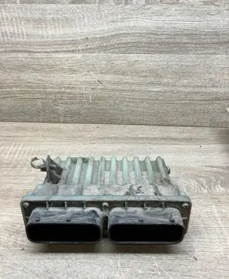 Opel Zafira A Fan control module 24462346 15408375