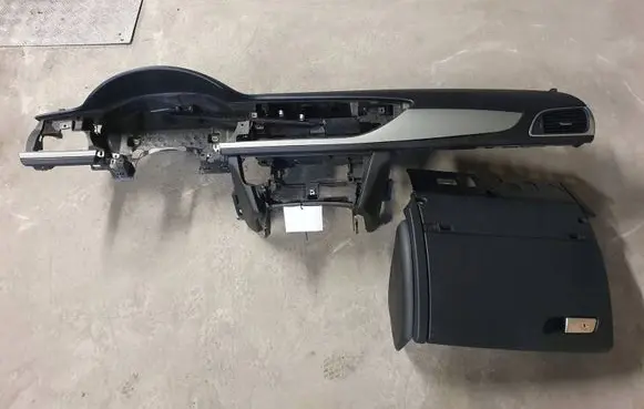 Audi A6 C7 Dashboard NIE NAPRAWIANA