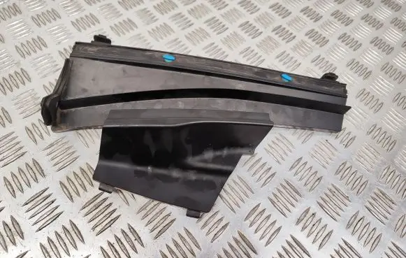 Toyota Verso-S Wiper trim 5578352270