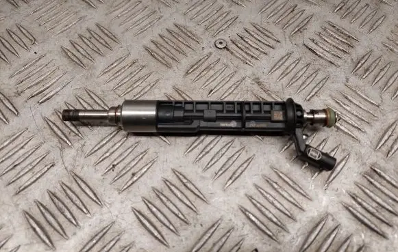 Alfa Romeo Stelvio Fuel injector 04893630AA