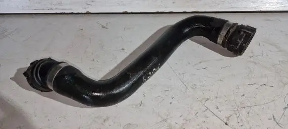 BMW 5 E60 E61 Engine coolant pipe/hose 7789742