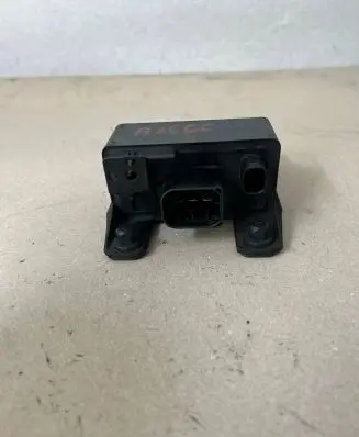 Mercedes-Benz C W203 Glow plug pre-heat relay