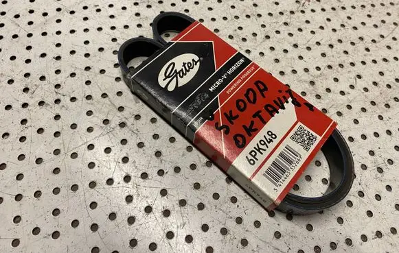 Skoda Octavia Mk2 (1Z) Alternator belt 6PK948