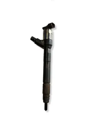 Opel Zafira C Fuel injector 55570012 01R03531