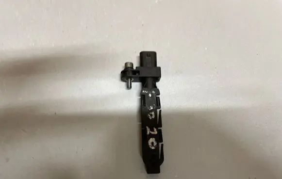 BMW 3 F30 F35 F31 Crankshaft position sensor 7805188