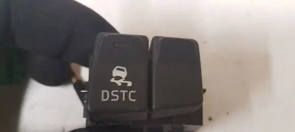 Volvo V50 ESP (stability program) switch 8691530