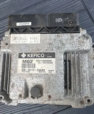 KIA Sportage Engine control unit/module 391102BAM2 9001120235KC