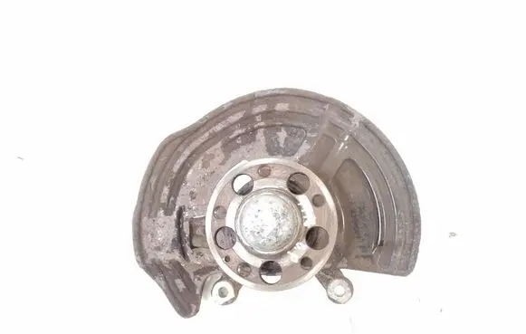 Mercedes-Benz GLA W156 Front wheel hub A2463320601