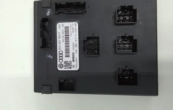 Audi A4 S4 B8 8K Comfort/convenience module 8K0907063P 10029001