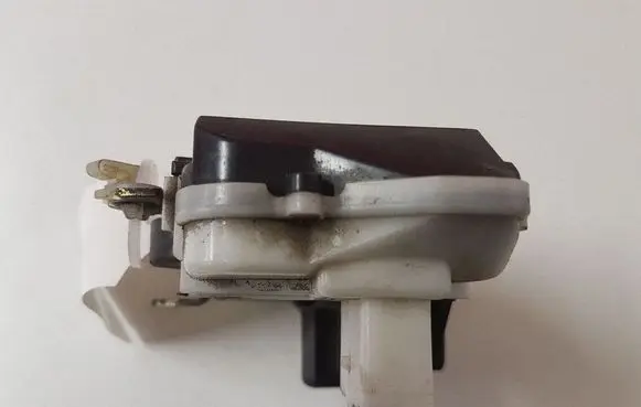 Citroen C5 Front door lock