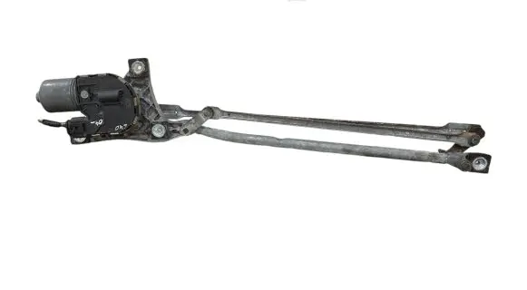 Volvo S40, V40 Front wiper linkage and motor 30699344 0390241924 041026