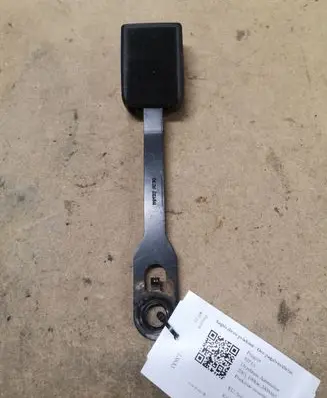 Peugeot 407 Front seatbelt buckle B9132AC30