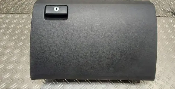 Toyota Avensis T270 Glove box 5555005090