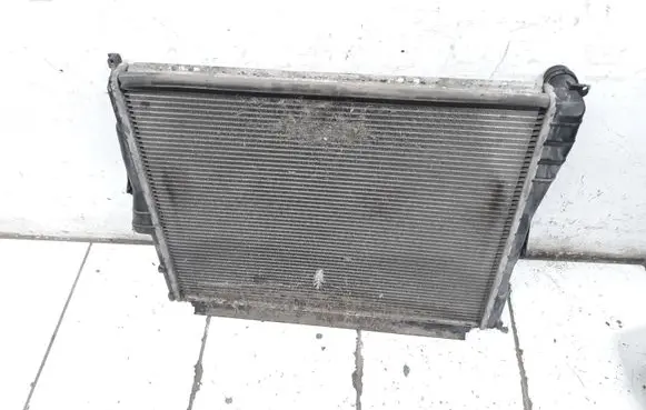 BMW X3 E83 Coolant radiator 3403470 3403551 3104601