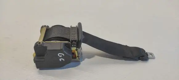 BMW 5 E39 Middle seatbelt (rear) 