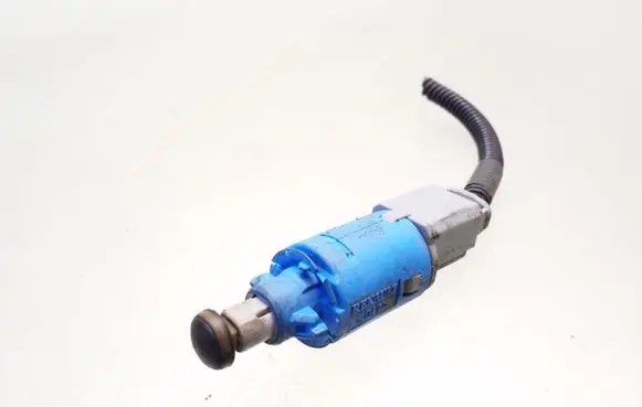 Renault Scenic II - Grand scenic II Brake pedal sensor switch 8200168239B