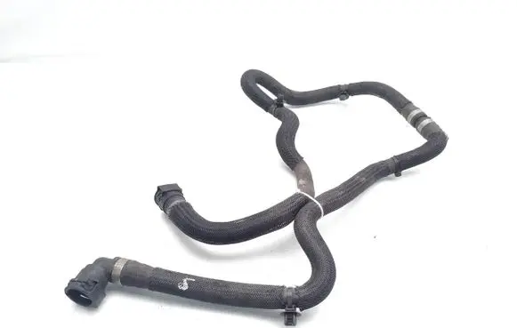 Peugeot 3008 II Engine coolant pipe/hose