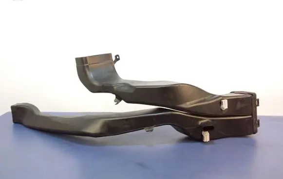 Audi Q7 4L Air intake hose/pipe 4L0820681