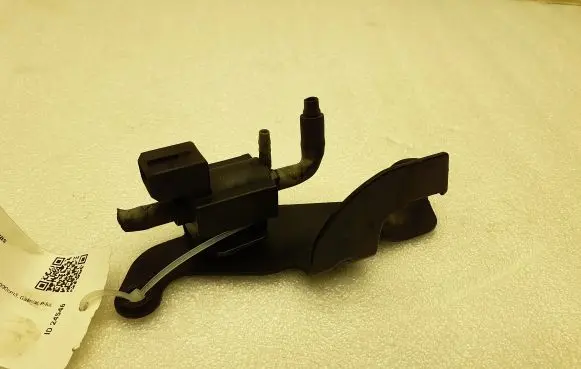 Jaguar XJ X351 Turbo solenoid valve 70242800