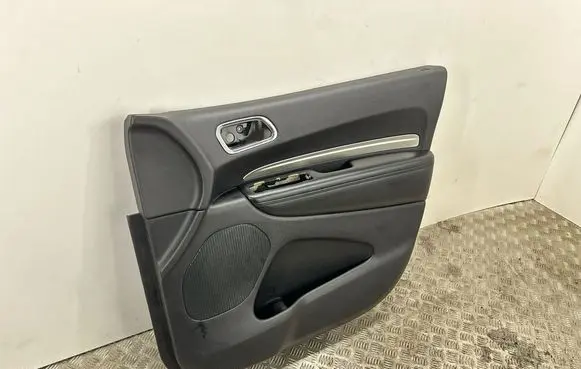 Dodge Durango Front door card panel trim 1GS782X9AH 446415