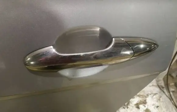 Honda FR-V Front door exterior handle 