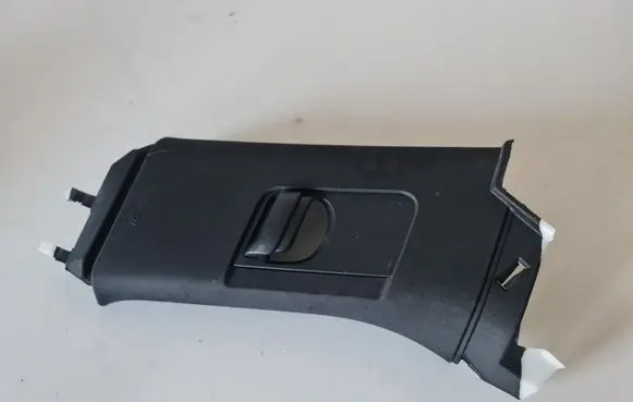 Volvo XC90 Seat belt trim 31363591