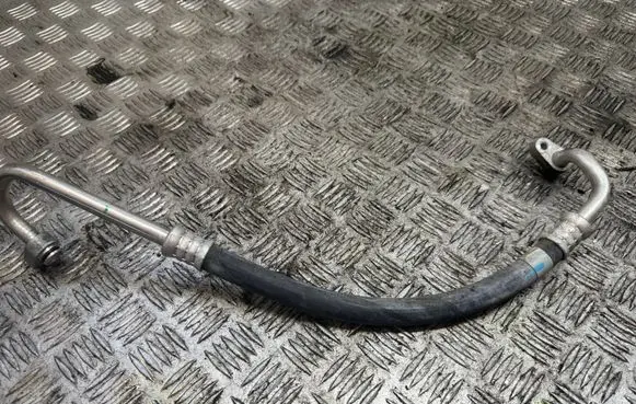 Toyota Yaris Air conditioning (A/C) pipe/hose 