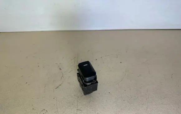 Hyundai ix35 Electric window control switch