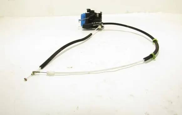 Audi A8 S8 D2 4D Rear door lock 4d0839015a