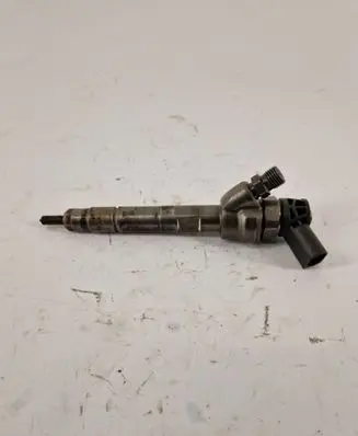 BMW 3 F30 F35 F31 Fuel injector 0445110478