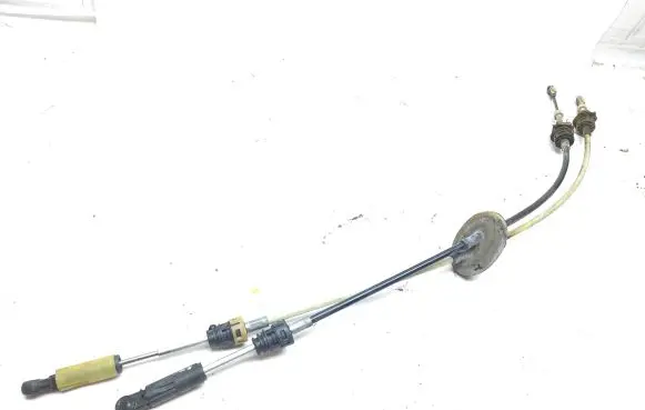 Gear shift cable linkage