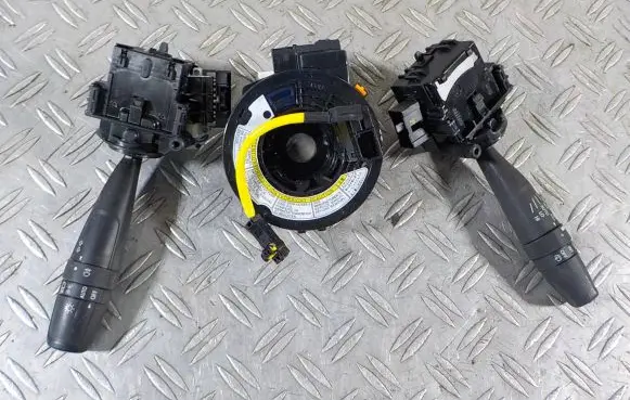 Suzuki SX4 S-Cross Indicator stalk