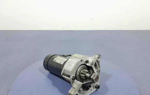 Citroen C4 I Picasso Starter motor 110584