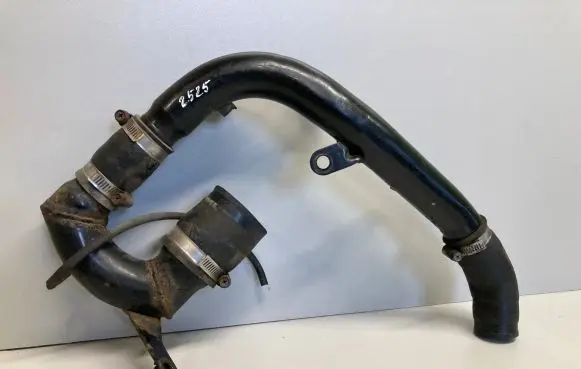 Toyota Corolla Verso E121 Intercooler hose/pipe
