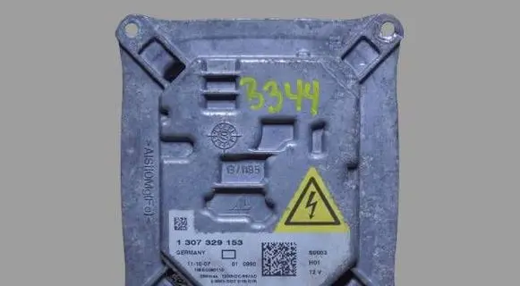 BMW 3 E90 E91 Xenon control unit/module 1307329153