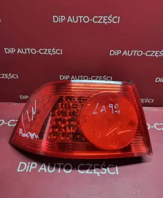 Volkswagen Phaeton Rear/tail lights 3D0945095B