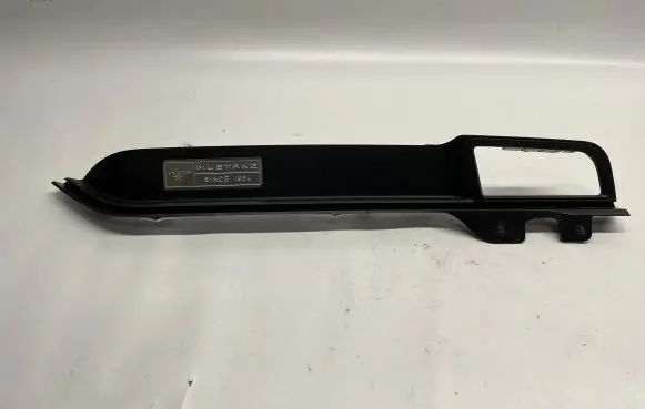 Ford Mustang VI Dashboard lower bottom trim panel FR3B63044B88AG3ZHE