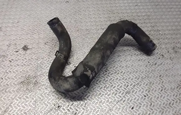 KIA Cerato Engine coolant pipe/hose