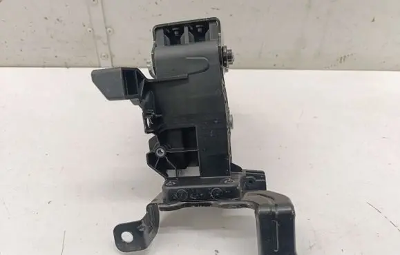 Mercedes-Benz EQE v295 Radiator mount bracket A2956208201 A2956208401