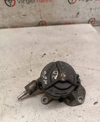 Peugeot 406 Vacuum pump