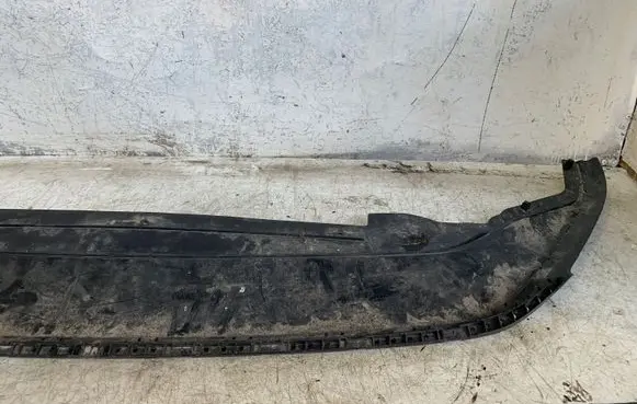 Volkswagen Golf VII Front bumper skid plate/under tray 
