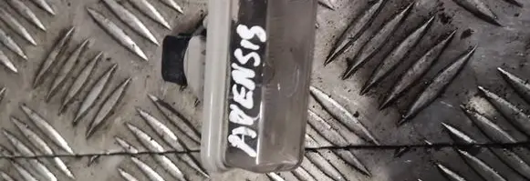Toyota Avensis T250 Number plate light