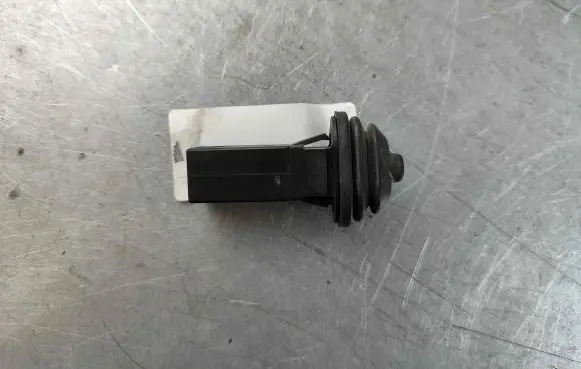BMW 5 F10 F11 Fuel tank opening switch 51178228939