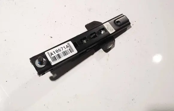 Ford Mondeo Mk III Seat belt adjustment rail 6g9n61c46ac 6g9n-61c46-ac