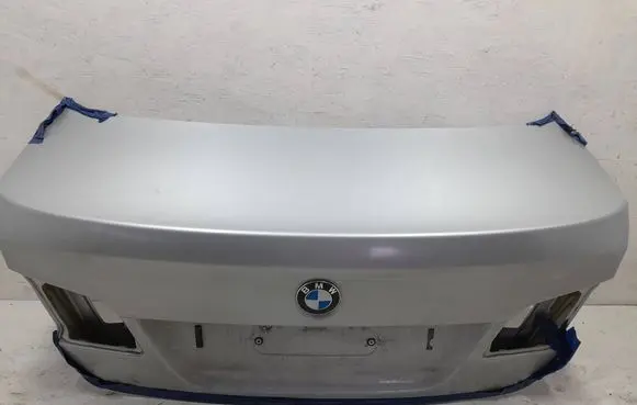 BMW 5 F10 F11 Pickup box side panel side gate A83