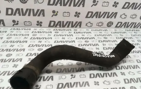 Mercedes-Benz C AMG W204 Engine coolant pipe/hose A2205010482