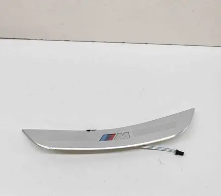 BMW 8 G14 Rear sill trim cover 8077339